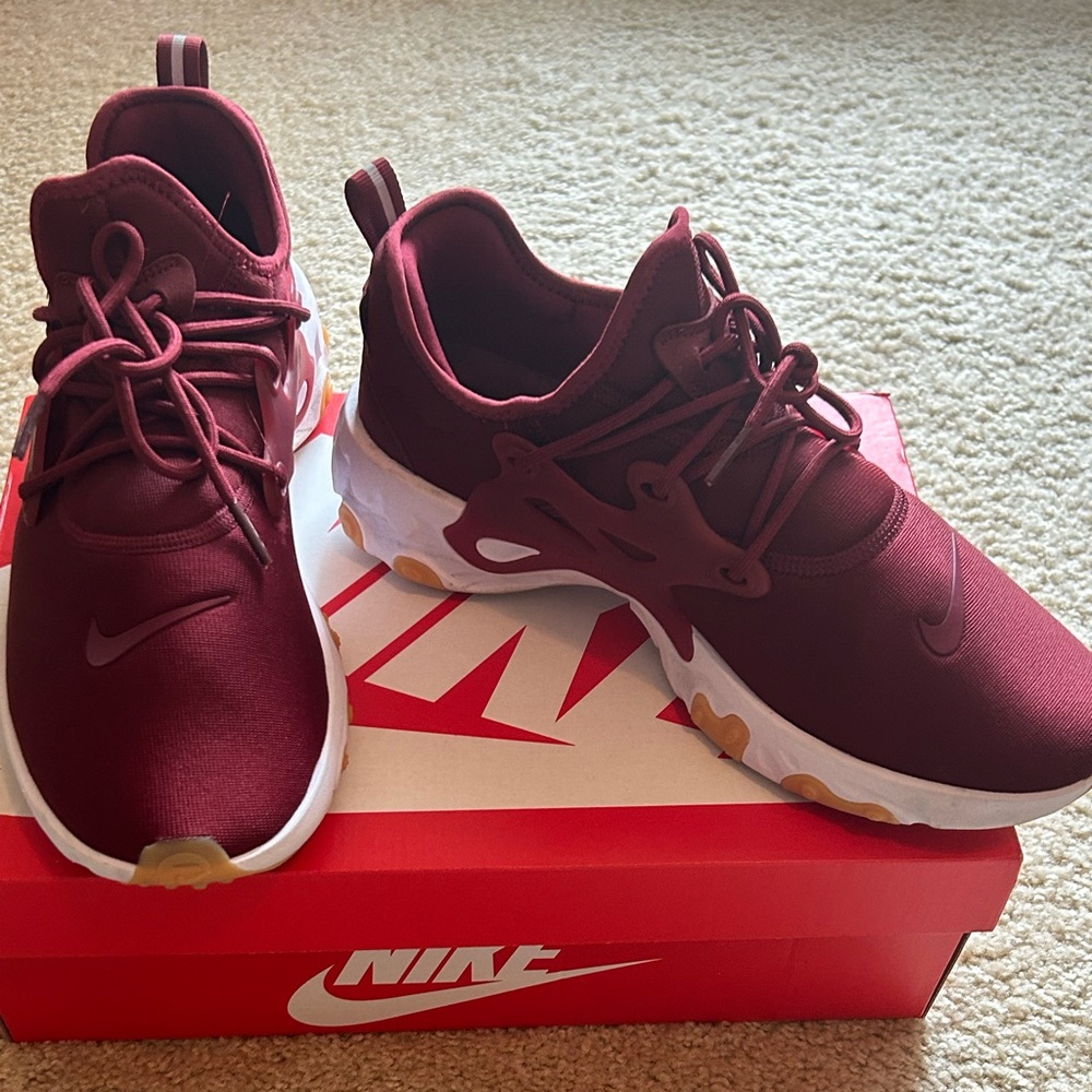 Barely worn Nike presto, in excellent condition! - Picture 4 of 4